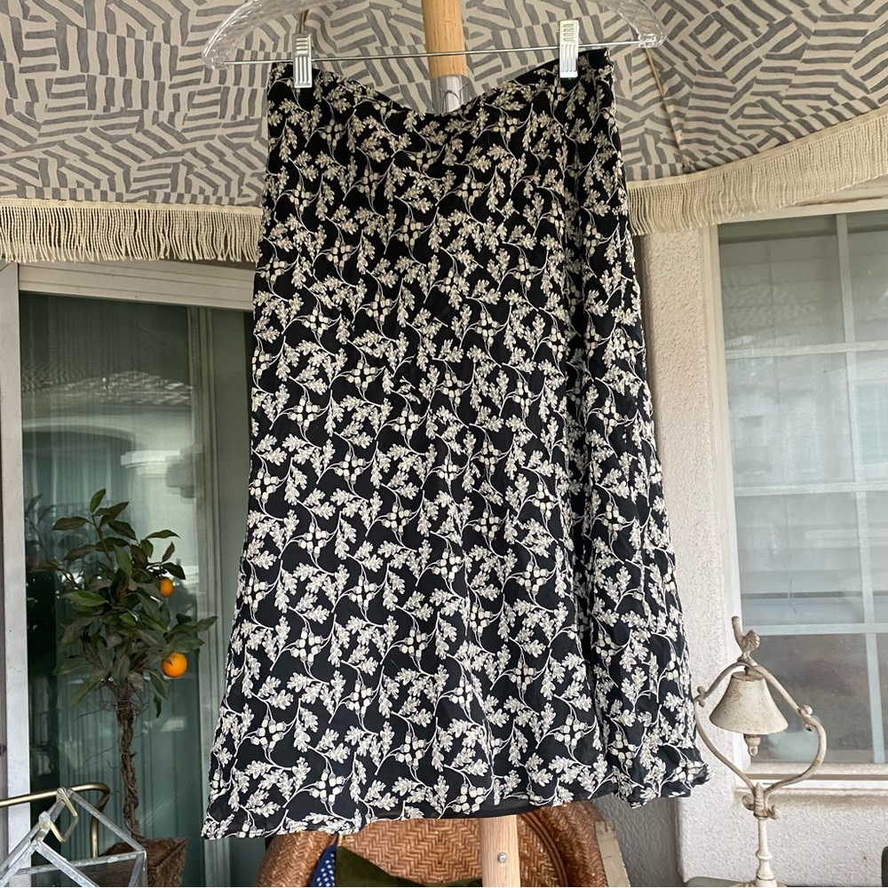 Y2K Studio M Midi Skirt